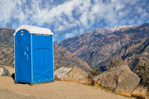 Best Portable restroom trailer rental  in Opa Locka, FL